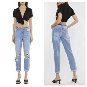Kancan Women's High Rise Mom Jeans Light Wash Size 7/27